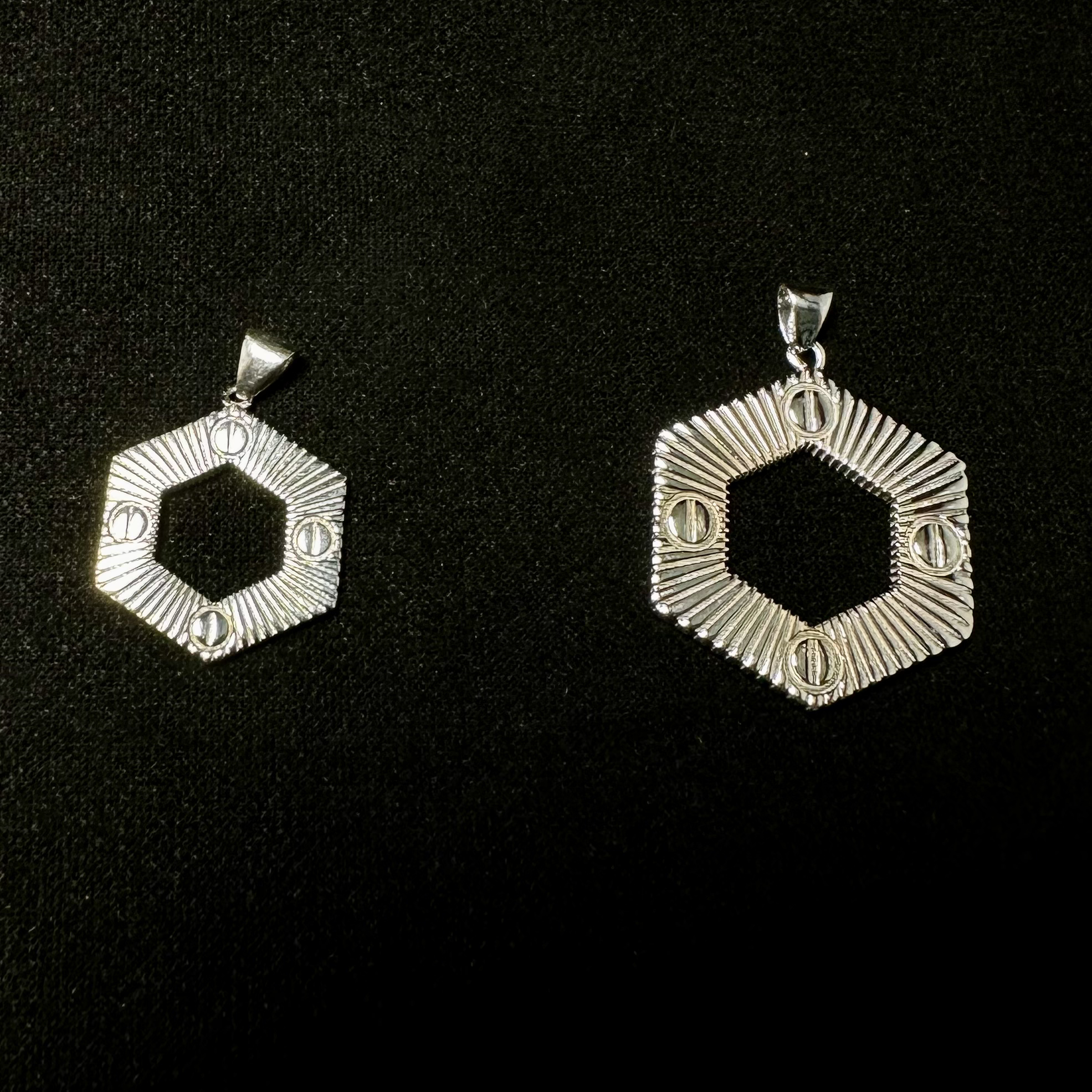 مدال کارتیر آن لیمیتد شش ضلعی سایز ۱