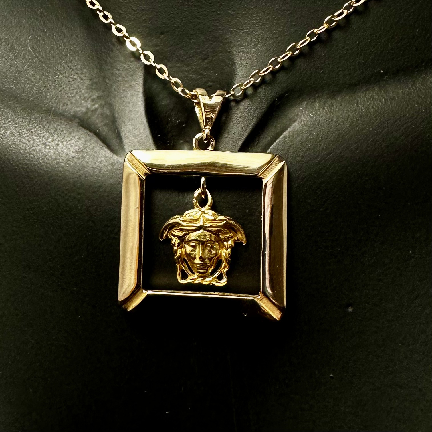 نیم ست ورساچه