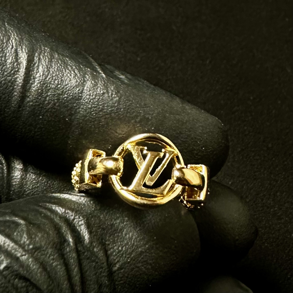 انگشتر طرح جسیکا